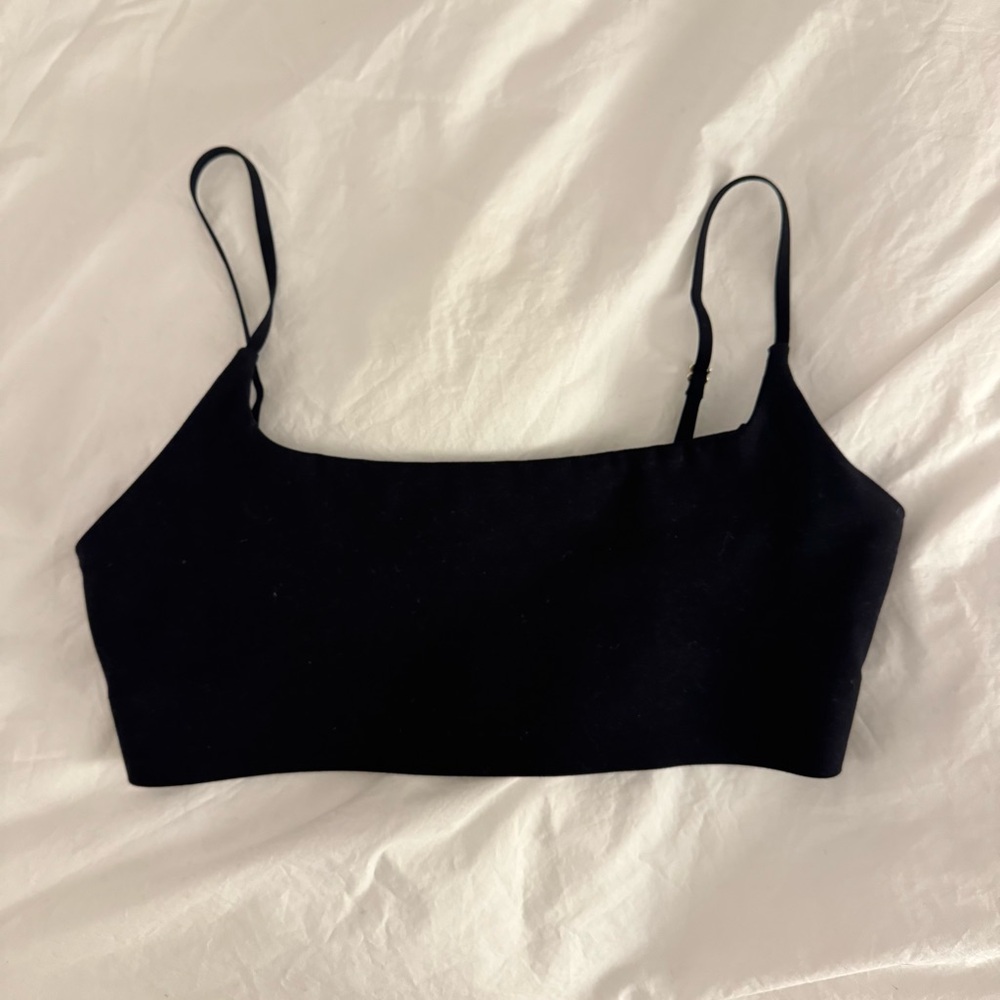 Le Ore Bella Bonded Sports Bra Bandier Size Small EUC